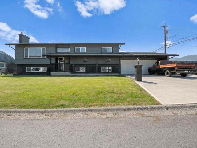 8789 Butchart Street, Chilliwack, BC, V2P 5S2 house for sale | Listing ID R3113 | Royal LePage