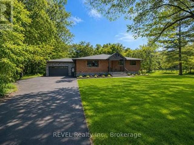 8780 Brown Road, Niagara Falls Brown, ON, L2E 6S5 house for sale | Listing ID X13511 | Royal LePage