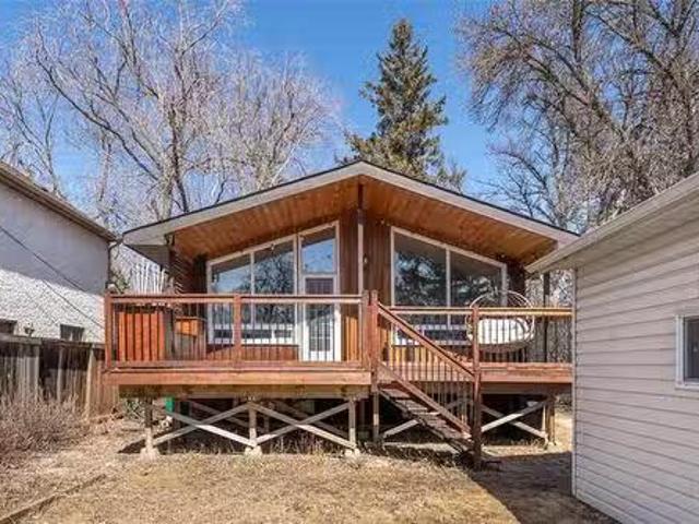 878 Crescent Dr, Winnipeg, MB, R3J 1X2 house for sale Listi.