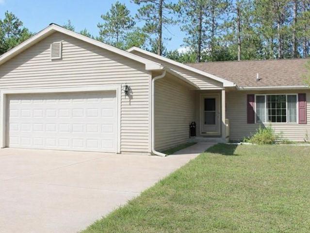 8797 Doris Dr, Woodruff, WI 54568