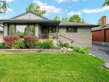 879 Pleasant Park Road, Ottawa, ON, K1G 1Z1 house for sale | Listing ID X13488 | Royal LePage
