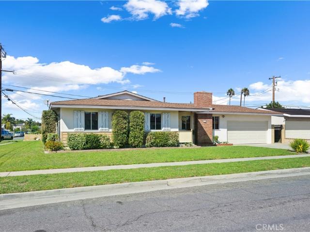 8805 Stardust Lane