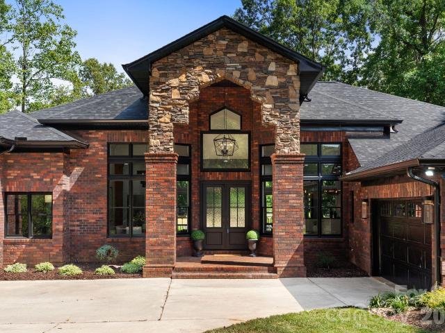8806 Hearthstone Court
