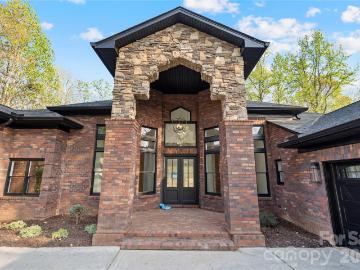8806 Hearthstone Court