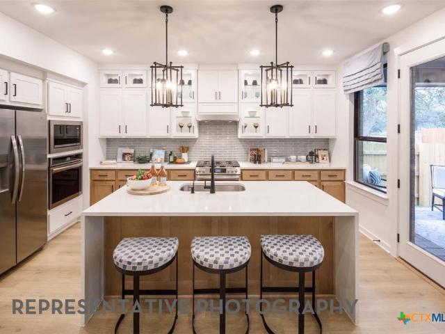 8808 Fallkill Dr, Austin, TX 78744 | MLS #610380