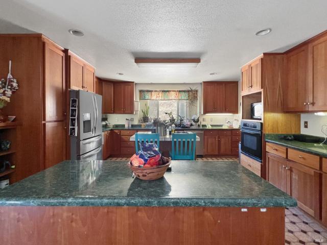 8800 Cave Creek Rd, Redwood Valley, CA 95470 | MLS #325101