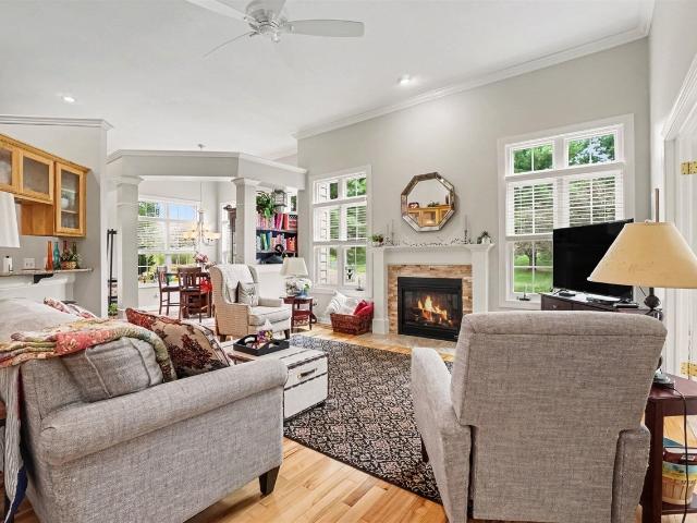 8800 Tamarisk Circle
