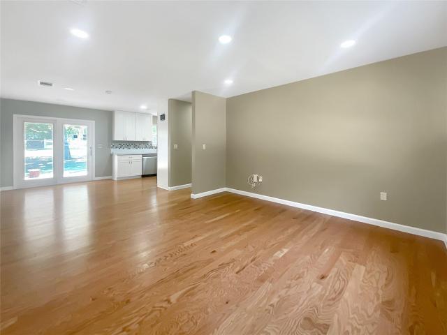 8801 Parkfield Dr
