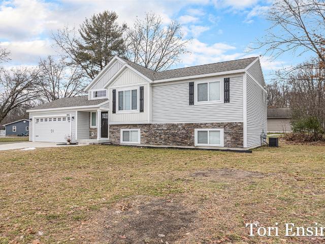 8802 Huron Drive