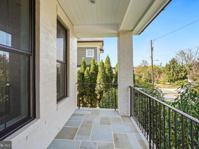 8802 Ridge Rd, Bethesda, MD 20817 | MLS #MDMC2177