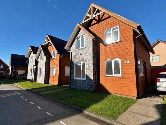 $ 880.000 Casa en Arriendo en Talcahuano 3 dormitorios 2 baños / Corredores Premium Chile SpA