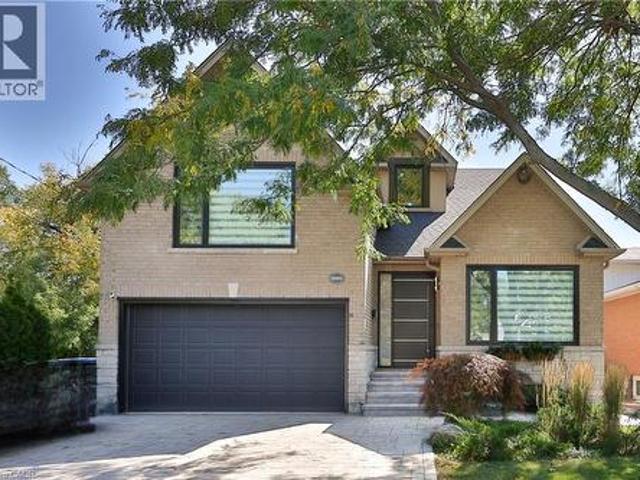 880 6Th Street, Mississauga, ON, L5E 1N6 house for sale | Listing ID 40840 | Royal LePage