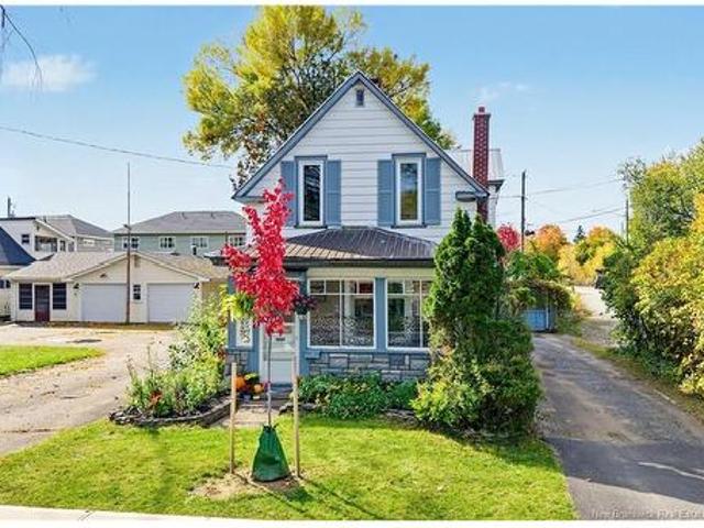 880 Barker St, Fredericton, NB, E3A 3K6 house for sale | Listing ID NB149655 | Royal LePage
