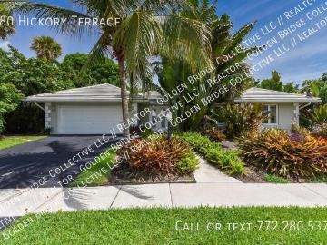 880 Hickory Terrace · Pool