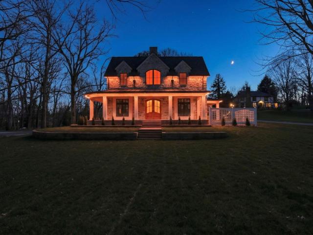 880 Newark Granville Road
