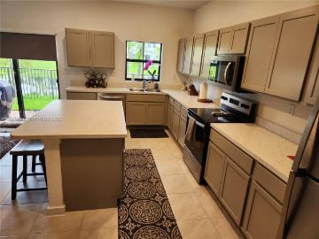 880 NW 3rd Way, Unit 880, Pompano Beach, FL 33060 | MLS #A11846