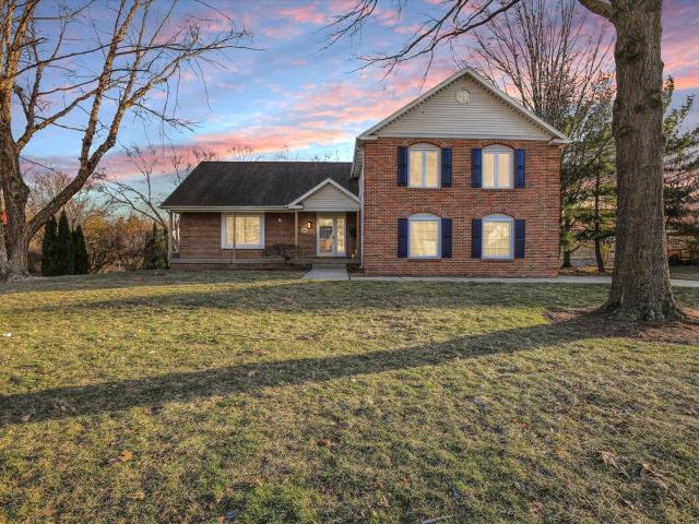 880 Stevens Creek Ln, Forsyth, IL