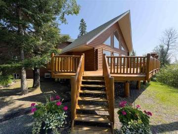 House for sale in Treaty Island - Fireplace