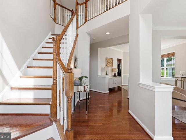 8816 Yellowthroat Court