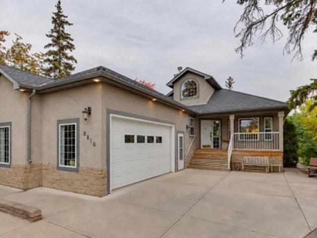 8816 48 Avenue, Calgary, AB, T3B 2B2 house for sale | Listing ID A2347 | Royal LePage