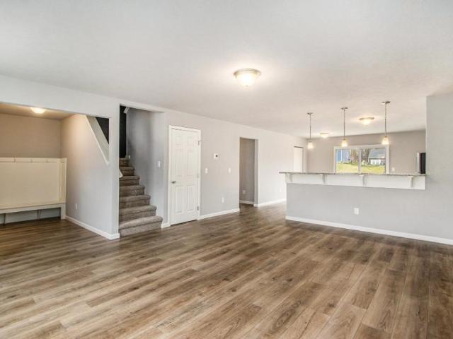 8819 Cowley Court