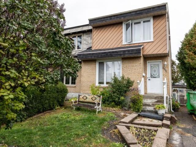 8812 Rue Pierre Boucher, Laval Saint François, QC, H7A 3T7 house for sale | Listing ID 18009 | Royal LePage
