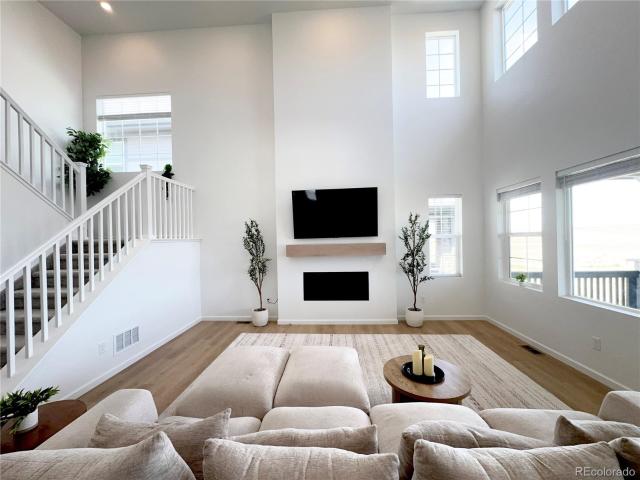8812 Whiteclover Street