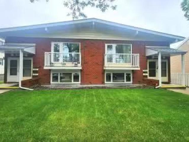 8824 90 Street, Edmonton, AB, T6C 0M1 house for sale Listin.