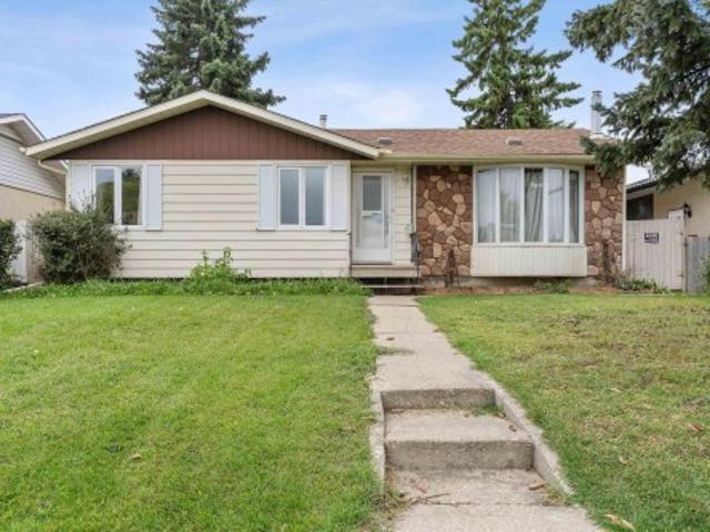 8827 Avenue Nw, Edmonton, AB, T5E 2A7 house for sale | Listing ID E4507 | Royal LePage