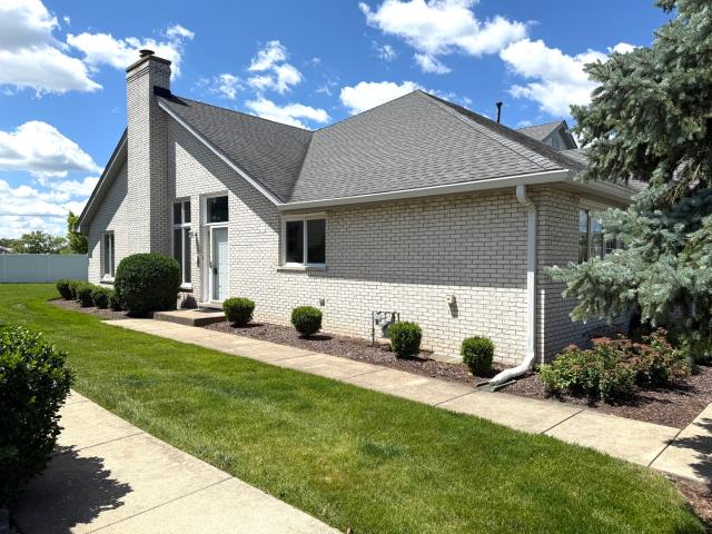 8821 Bluebird Drive