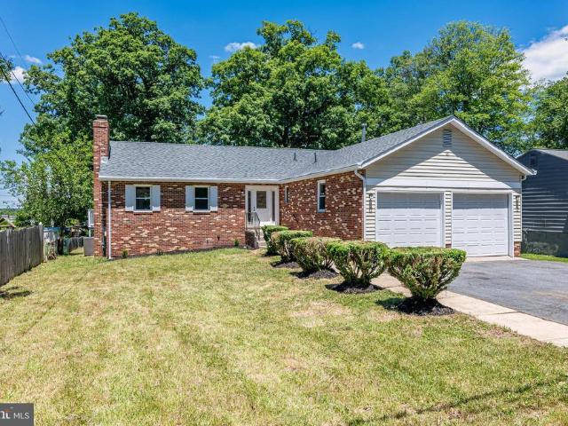 8822 Saunders Lane