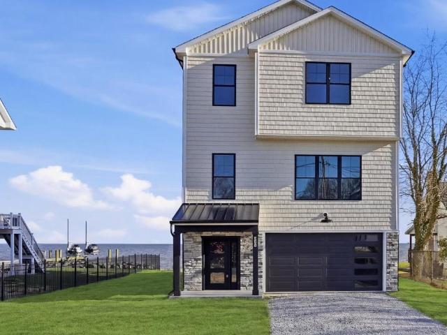 8823 Chesapeake Ave, Sparrows Point, MD 21219 | MLS #MDBC2154