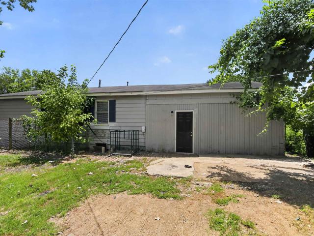 882 leacrest ave