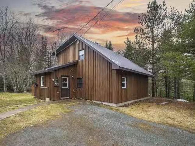 882 Warwick Mountain Road, Warwick Mountain, NS, B0K 1V0 hou.