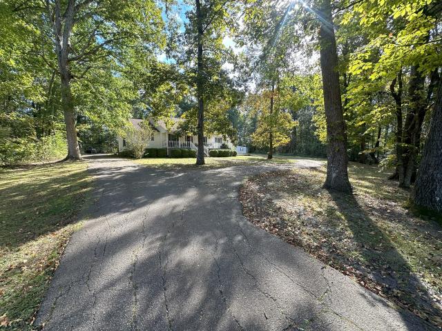 883 Crucifer Rd