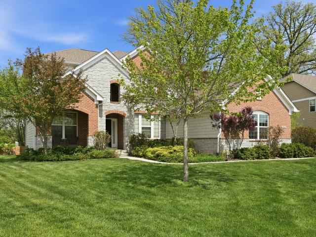8842 Windpointe Pass, Zionsville, IN 46077 | MLS #22092