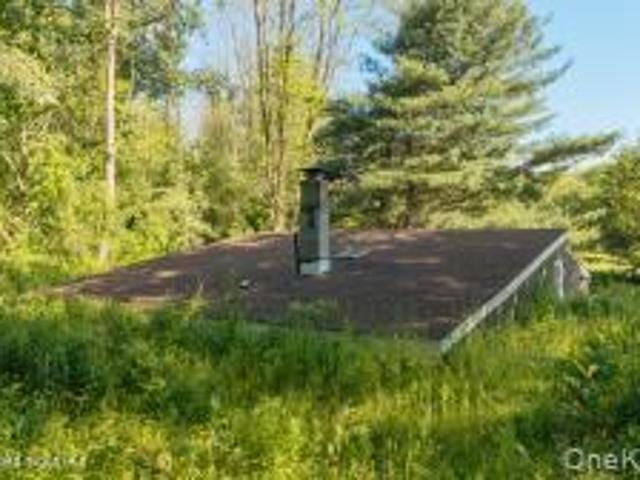 884 Camby Road