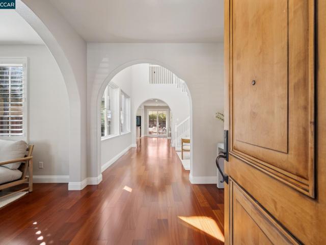 884 Bandol Way