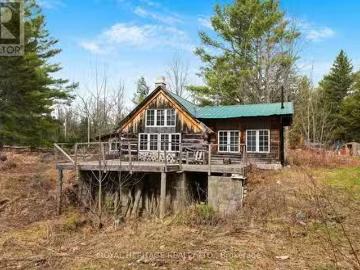 884 Darling Concession 7 Road, Lanark Highlands, ON, K0A 1P0.