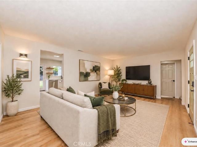 8859 Glencoe Drive