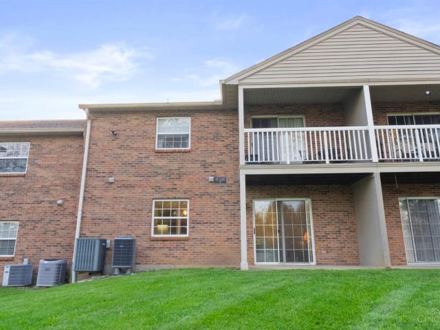 8851 Carrousel Park Circle