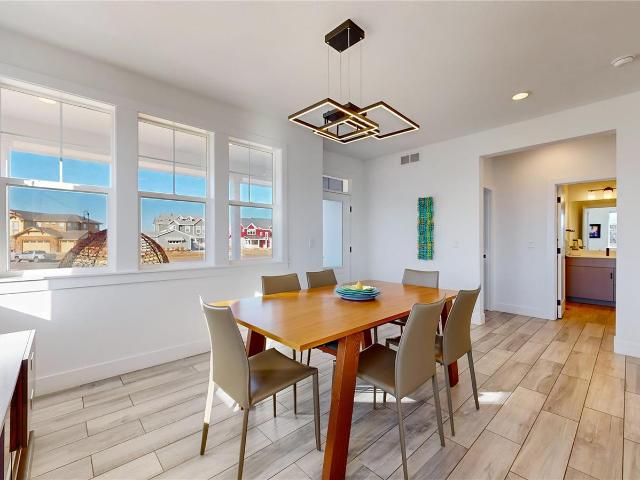 885 Delechant Drive