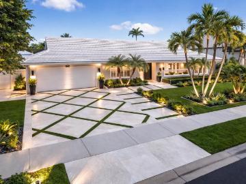 885 Nafa Dr, Boca Raton, FL 33487 | MLS #B26019