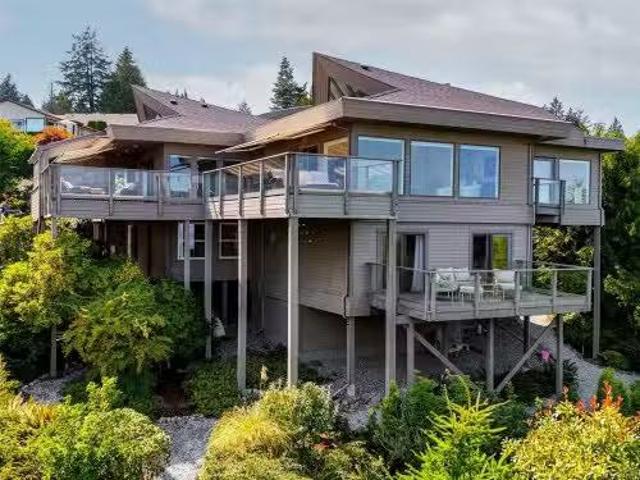 8865 Park Pacific Terr, North Saanich, BC, V8L 5B1 house for.