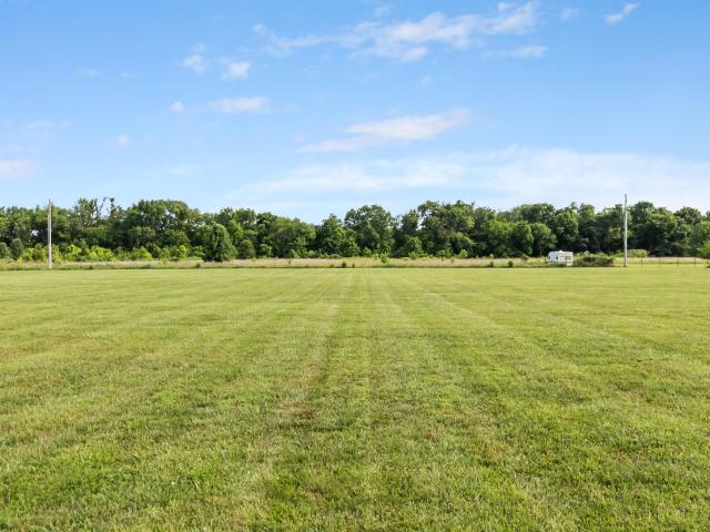 8861 Farm Road 2212