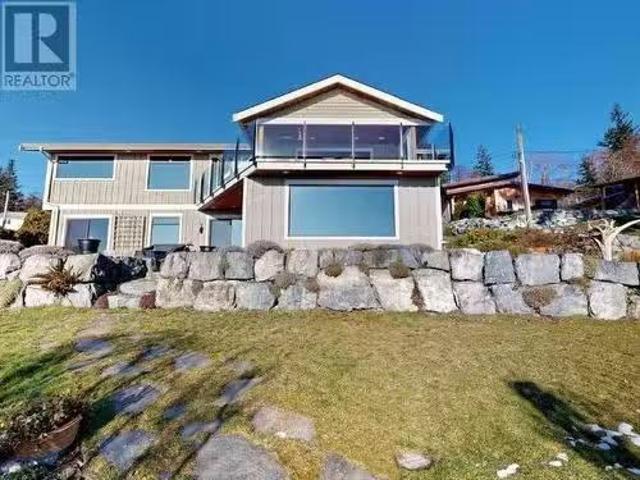 8863 Stark Road, Powell River, BC, V8A 0H5 Luxury House for.