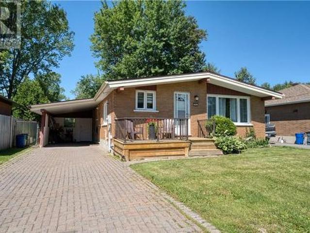 886 Beatrice, Greater Sudbury, ON, P3A 3E5 house for sale | Listing ID 2129 | Royal LePage
