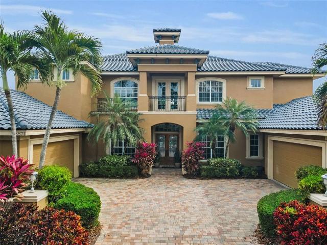 8871 Silverthorn Rd, Seminole, FL 33777 | MLS #TB8465