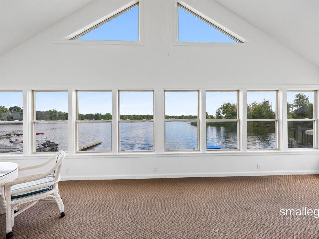 8884 Suwanee Trail