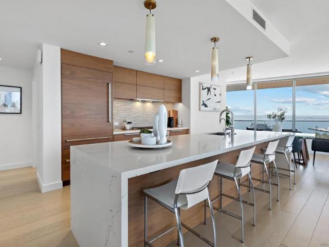 888 E Street, San Diego, United States, California